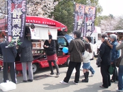 人気移動販売車